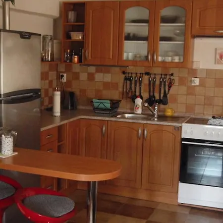 Apartman75 *