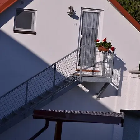 Apartman75 *